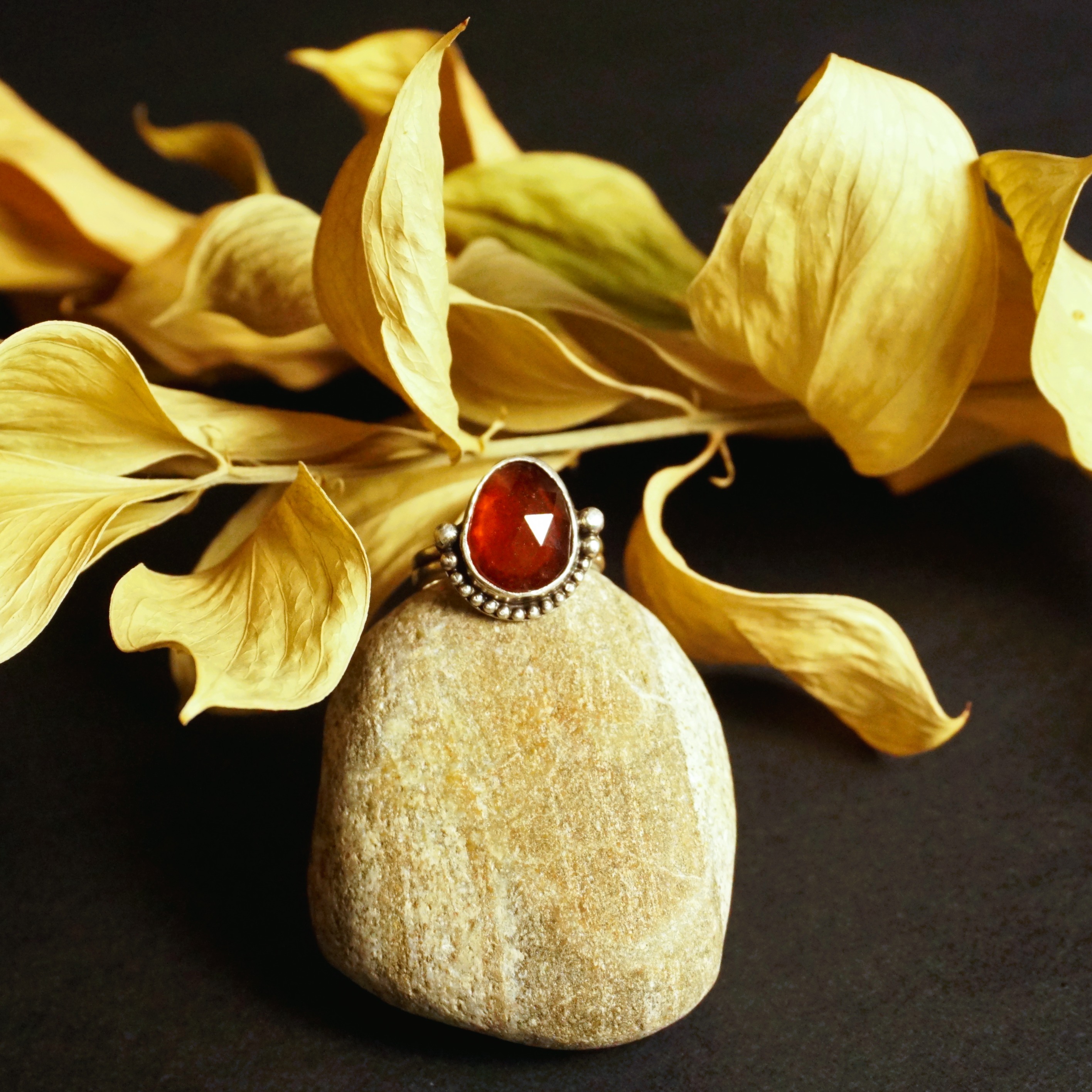 Sparkler hessonite garnet ring front view in sterling silver