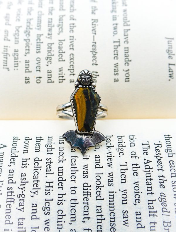 Handmade Gothic Coffin-Shaped Bumblebee Stone Ring - Image 2